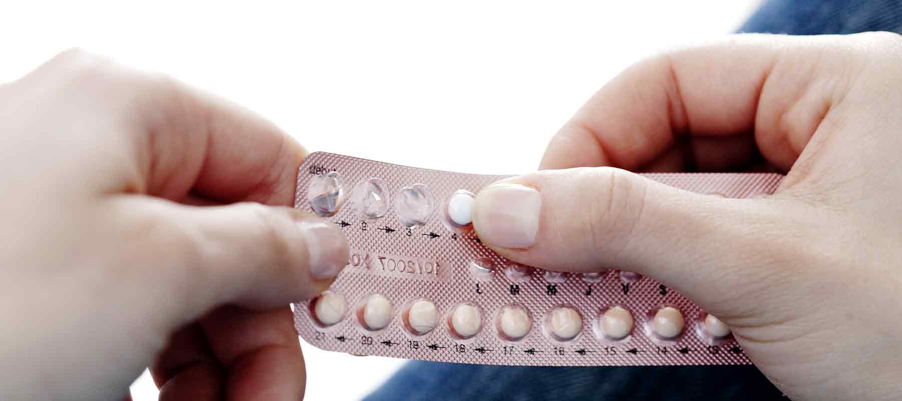 Мужчина пил противозачаточные. Mini Pill противозачаточные. Комбинированные гормональные контрацептивы. Гормональные методы контрацепции таблетки. Оральная контрацепция таблетки.