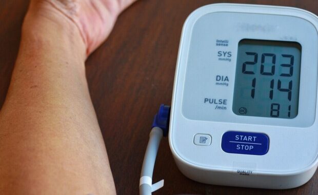 blood pressure and heart rate at home with digital pressure found very high blood pressure test results of Durham, NC woman