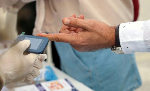cholesterol screening blood test